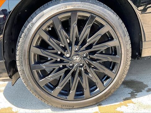Used 2025 Hyundai Santa Fe Calligraphy FWD image 11