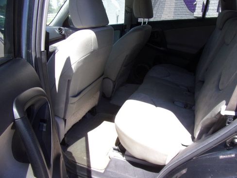Used 2010 Toyota RAV4 4WD image 3