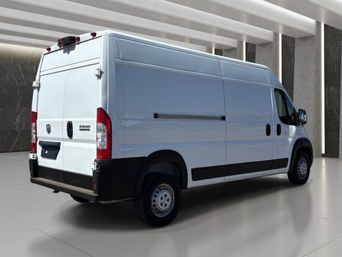 Used 2024 RAM ProMaster 2500 w/ Convenience Group FWD image 6