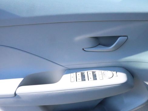 New 2026 Hyundai Kona SE image 19