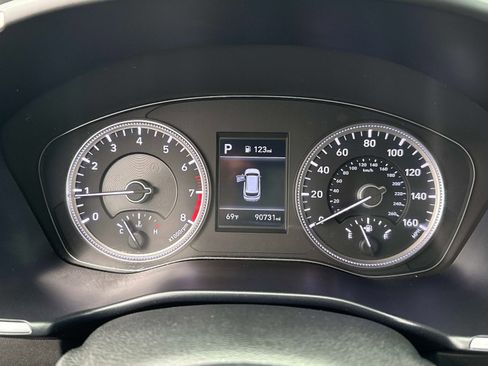 Used 2019 Hyundai Santa Fe SE FWD image 27