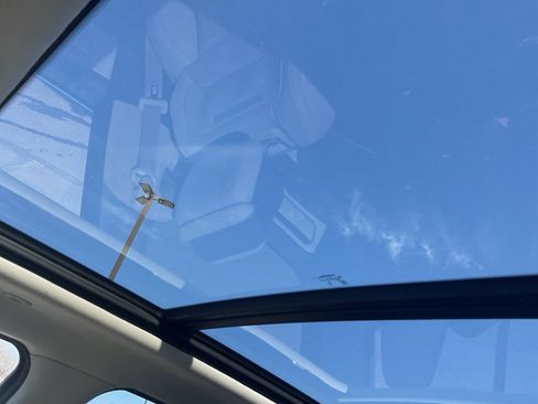 Used 2025 RAM 1500 Tungsten w/ Off-Road Group image 24