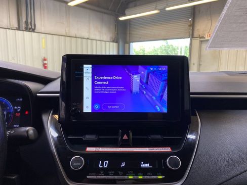 Used 2026 Toyota Corolla LE FWD image 39