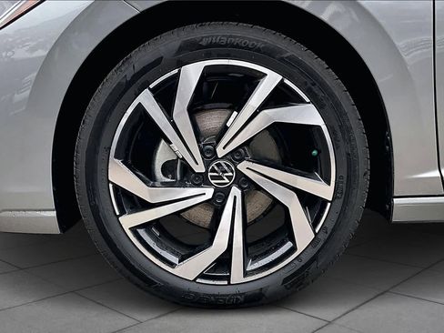 New 2026 Volkswagen Jetta SEL image 11