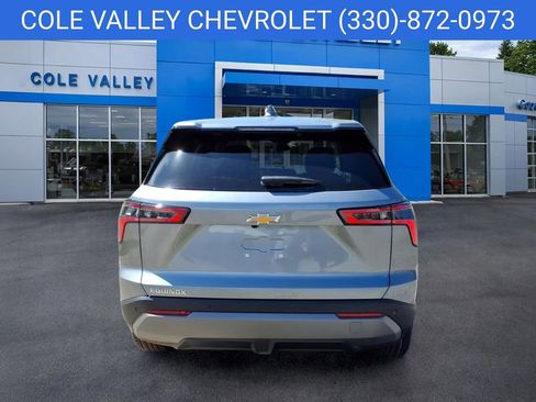 New 2026 Chevrolet Equinox LT w/ Convenience Package II FWD image 4