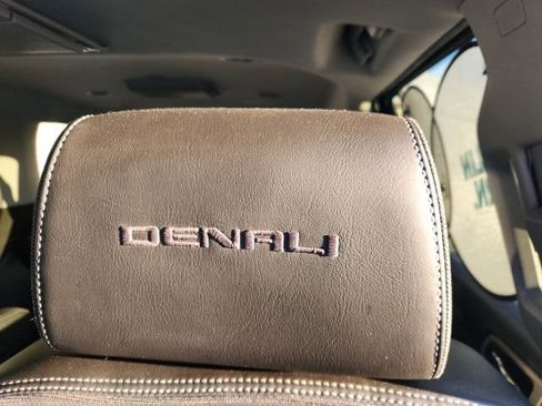 Used 2018 GMC Yukon XL Denali w/ Open Road Package image 16