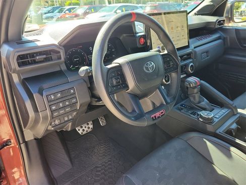 Used 2024 Toyota Tacoma TRD Off-Road image 15