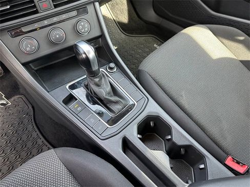 Used 2021 Volkswagen Jetta S image 20