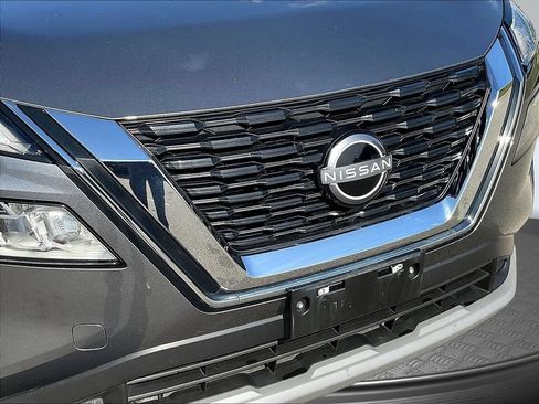 Used 2023 Nissan Rogue SV AWD/4WD image 33