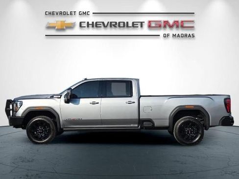 New 2025 GMC Sierra 3500 AT4 w/ AT4 Premium Plus Package image 6