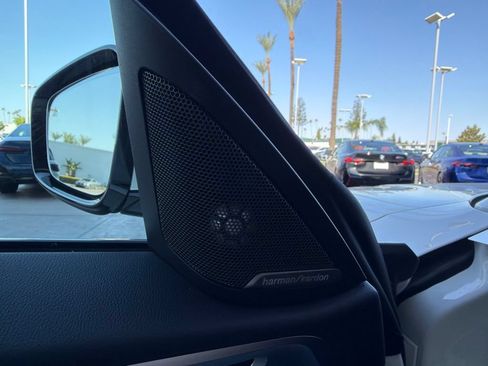 Used 2023 BMW i4 eDrive40 w/ Premium Package RWD image 6