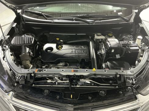 Used 2023 Chevrolet Equinox Premier image 35
