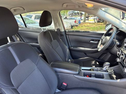 Used 2025 Nissan Sentra SV FWD image 24