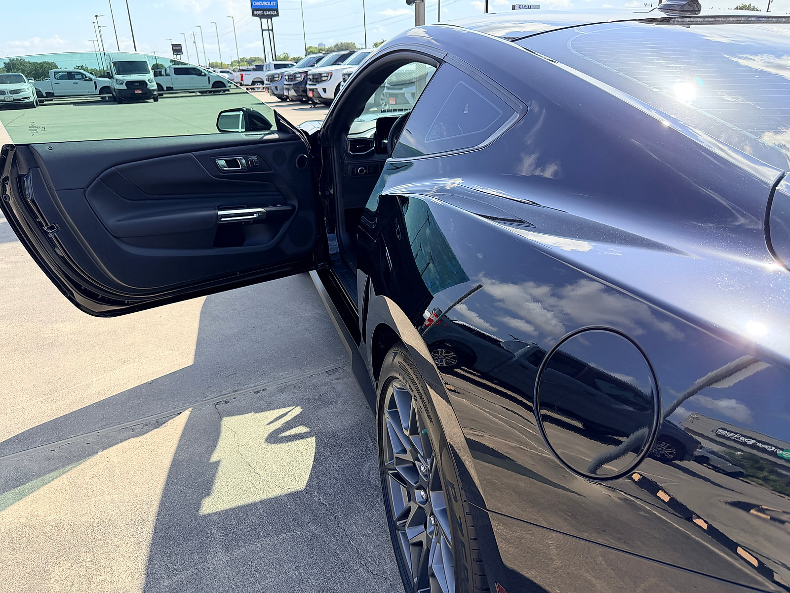 Used 2026 Ford Mustang GT Premium w/ GT Performance Package RWD image 17