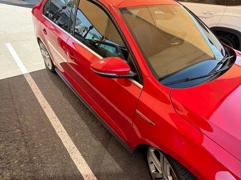 Used 2017 Volkswagen Jetta GLI FWD image 9