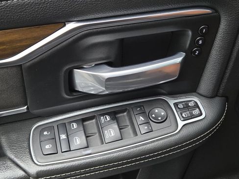 Used 2024 RAM 2500 Laramie w/ Safety Group AWD/4WD image 26