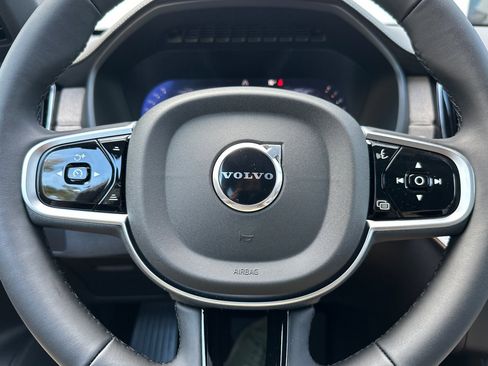 New 2026 Volvo XC90 B6 Core image 22