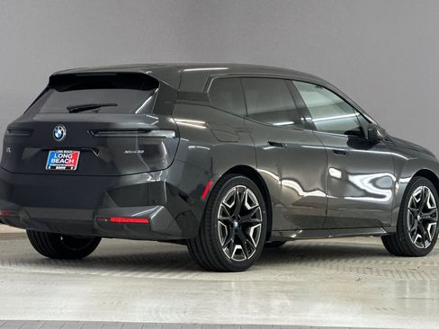 Certified 2023 BMW iX xDrive50 w/ Premium Package image 8