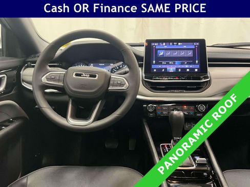 Used 2023 Jeep Compass Limited w/ Sun and Sound Group AWD/4WD image 2