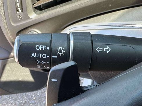 Used 2020 Acura ILX w/ Premium Package FWD image 23