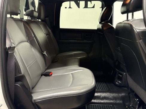Used 2022 RAM 3500 Tradesman w/ Chrome Appearance Group AWD/4WD image 26