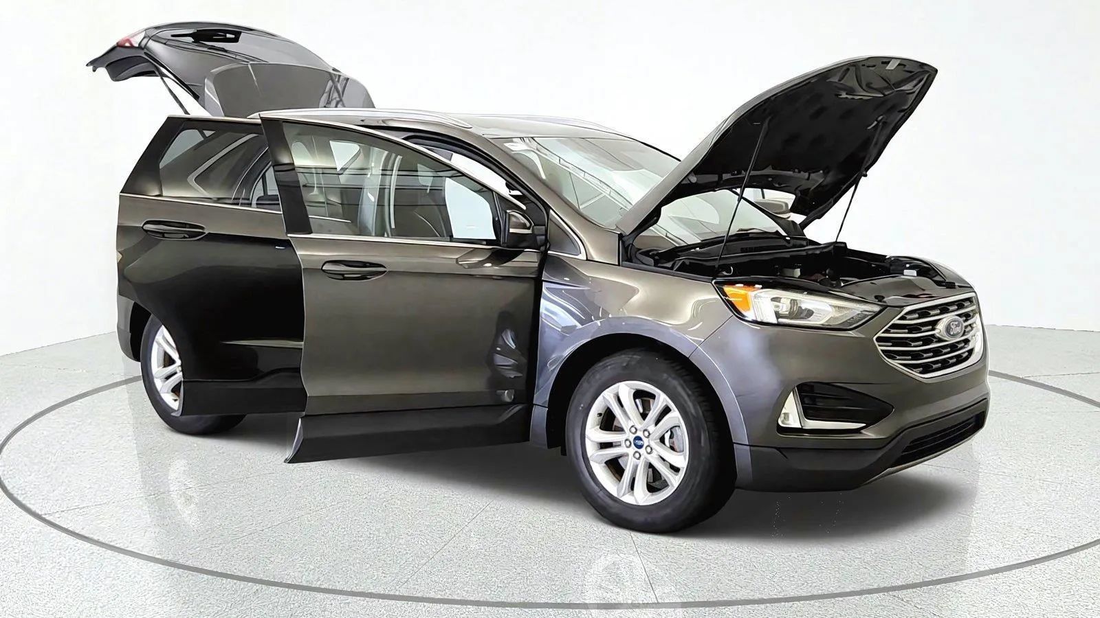 Used 2019 Ford Edge SEL w/ Equipment Group 201A AWD/4WD image 11