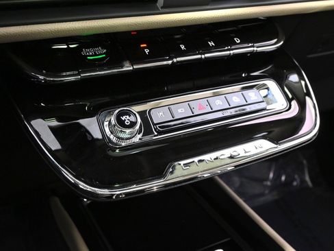 New 2026 Lincoln Corsair Reserve w/ Jet Appearance Package image 31