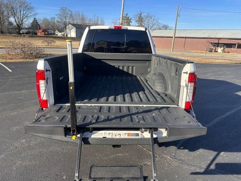 Used 2017 Ford F350 Platinum w/ Platinum Ultimate Package image 28