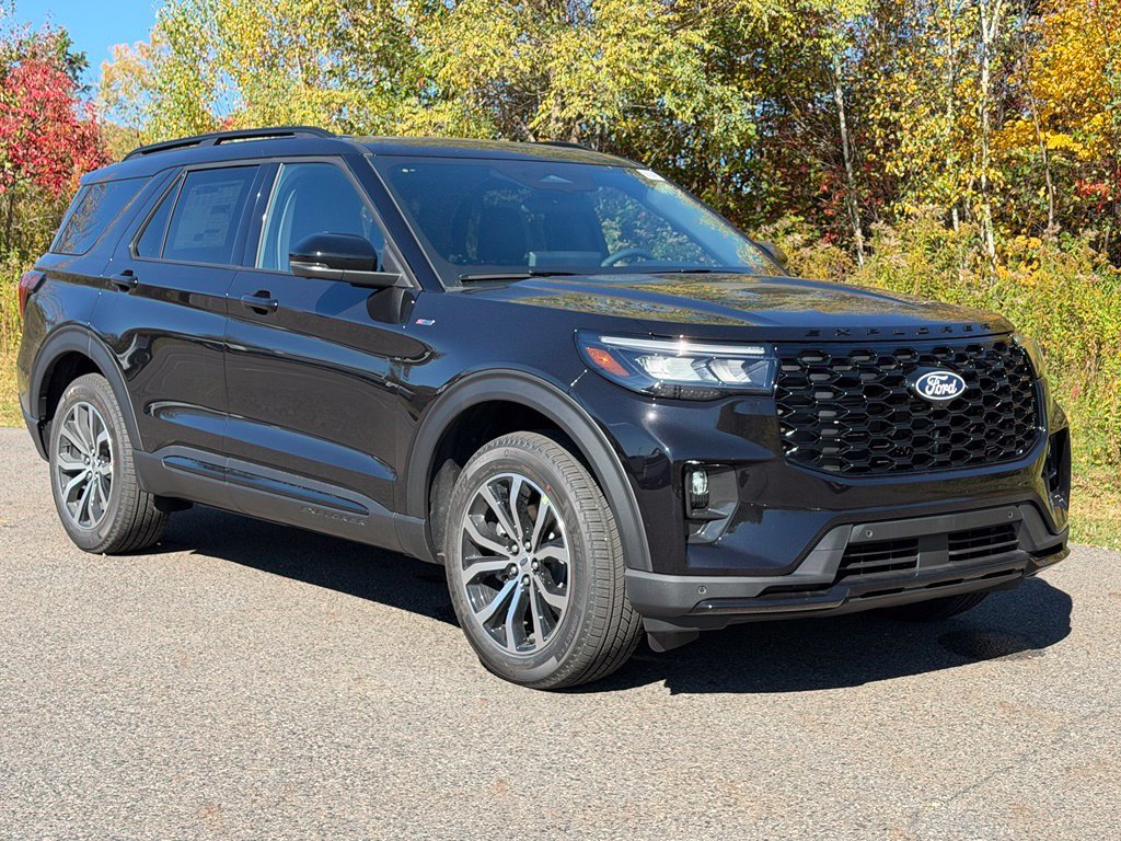 New 2027 Ford Explorer ST-Line AWD/4WD image 1