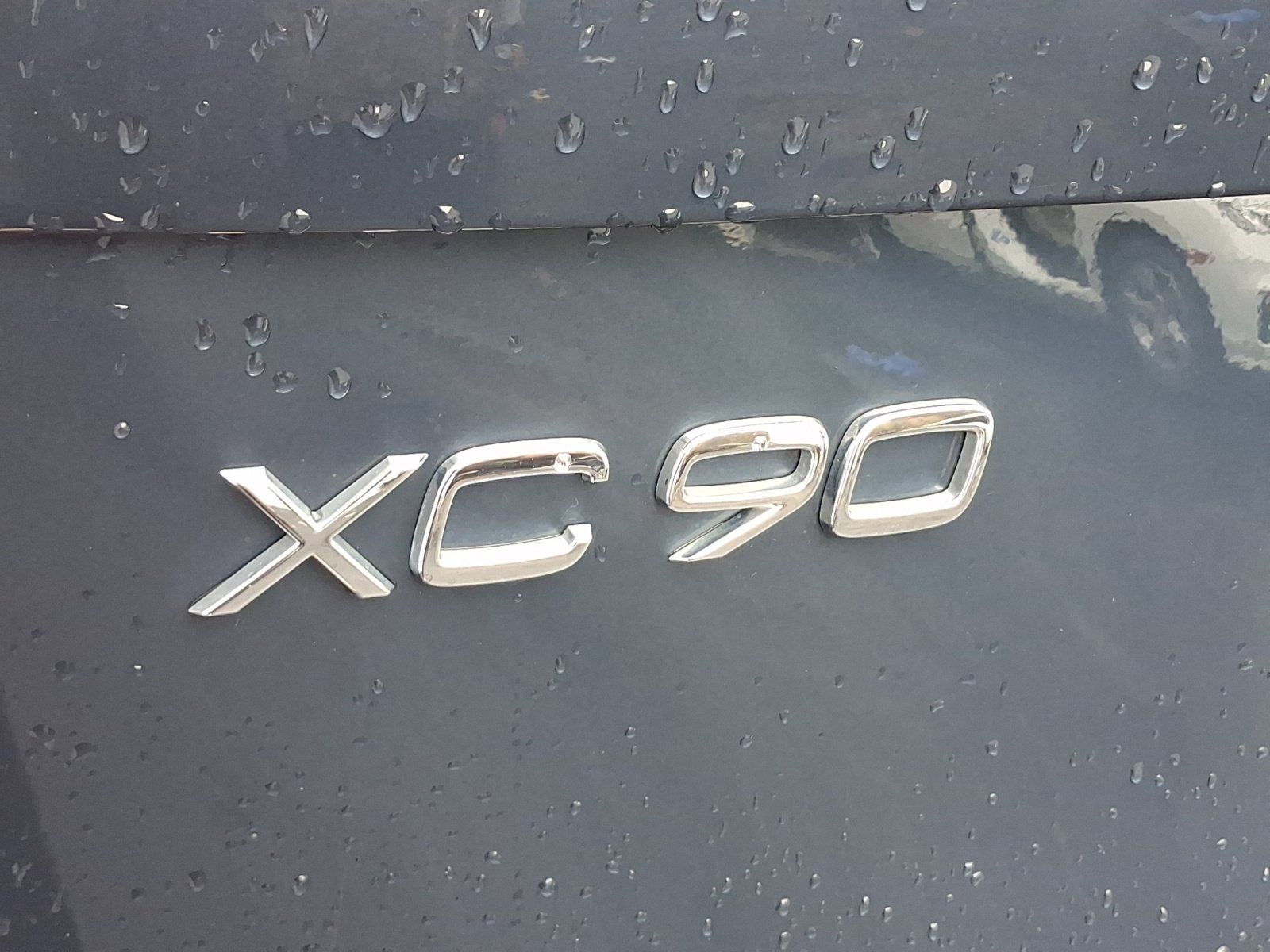 Used 2022 Volvo XC90 T5 Momentum w/ Climate Package AWD/4WD image 24