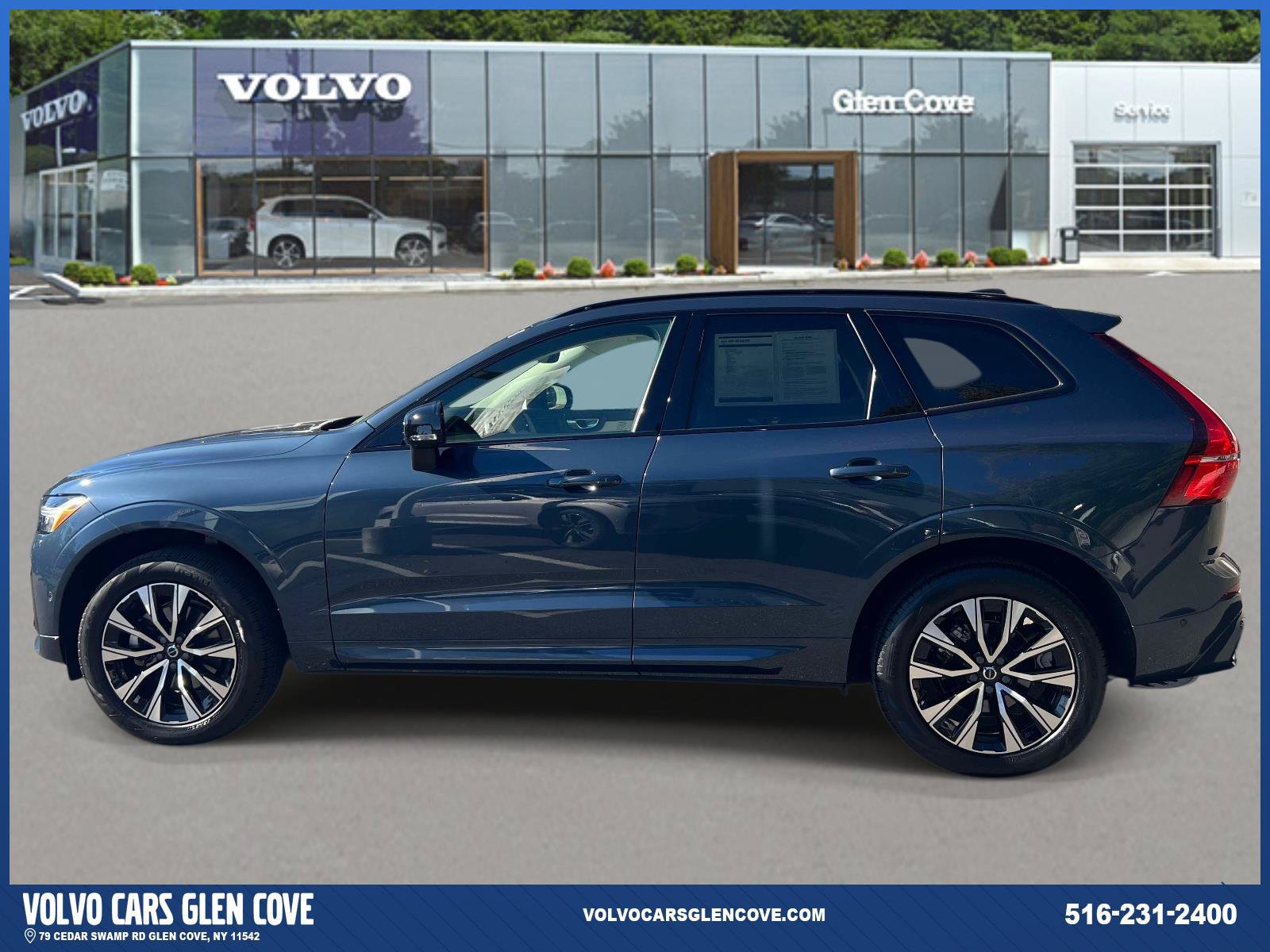 Certified 2024 Volvo XC60 B5 Plus AWD/4WD image 4
