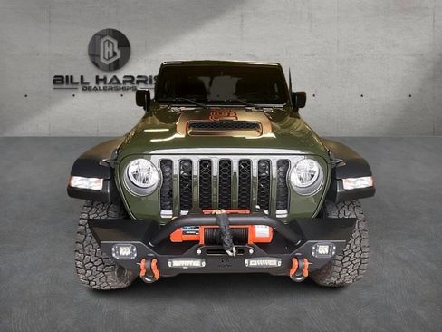 Used 2022 Jeep Gladiator Mojave w/ Cold Weather Group image 2