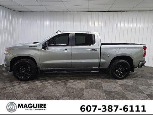 Used 2023 Chevrolet Silverado 1500 RST AWD/4WD image 5