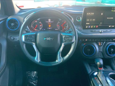 Certified 2023 Chevrolet Blazer RS w/ Driver Confidence II Package image 5