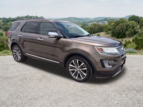 Used 2016 Ford Explorer Platinum AWD/4WD image 1