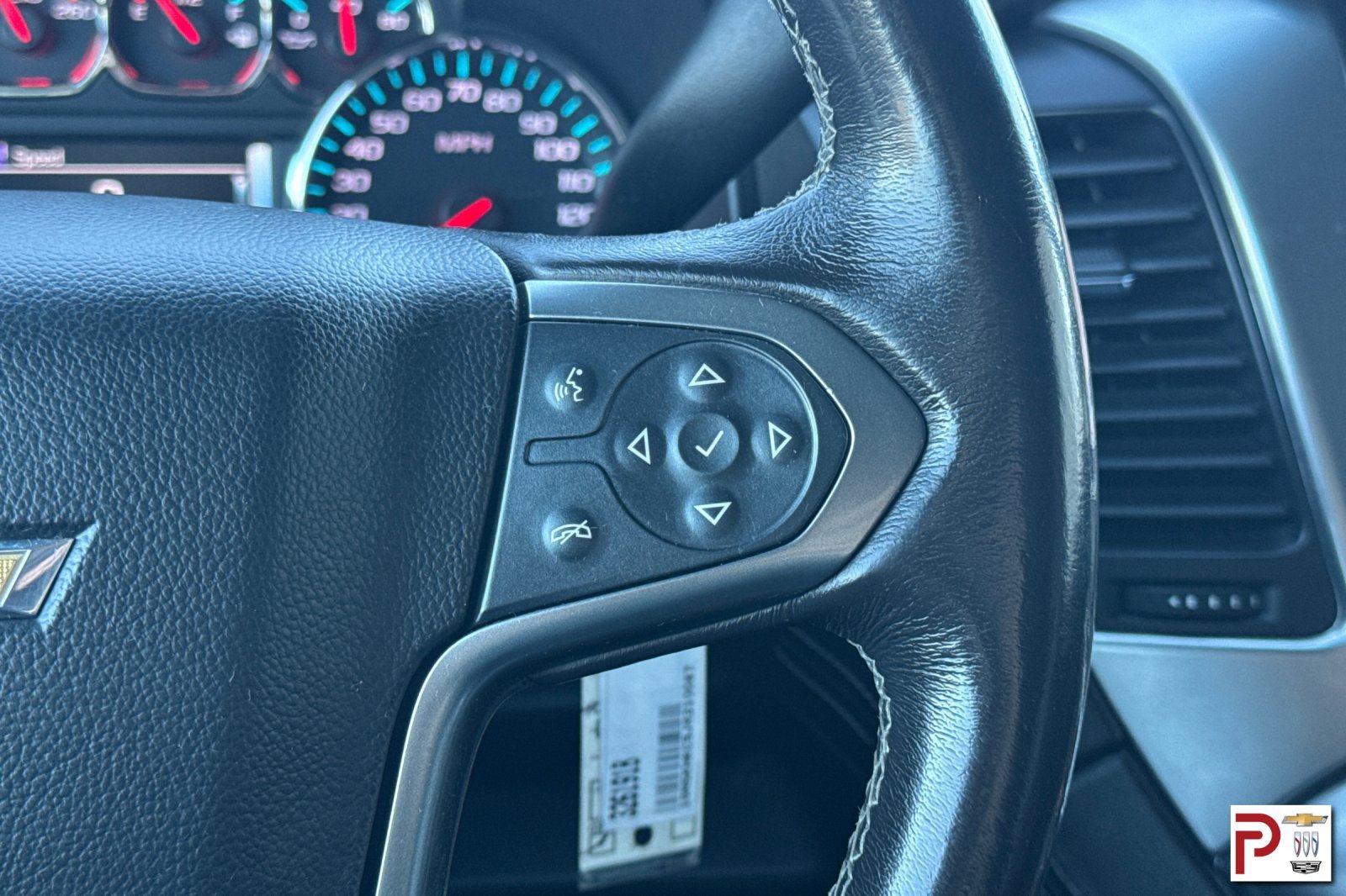 Used 2018 Chevrolet Suburban LT AWD/4WD image 31