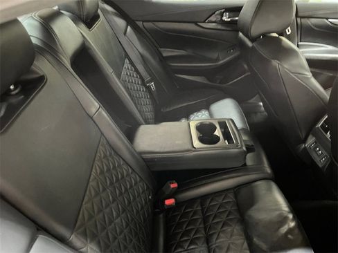 Used 2023 Nissan Maxima Platinum image 18