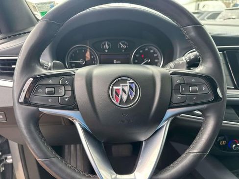 Used 2023 Buick Enclave Essence image 28