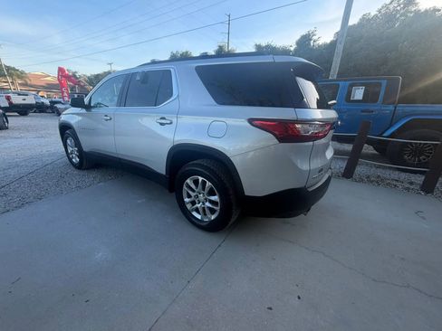 Used 2019 Chevrolet Traverse LT w/ LPO, Cargo Package AWD/4WD image 5