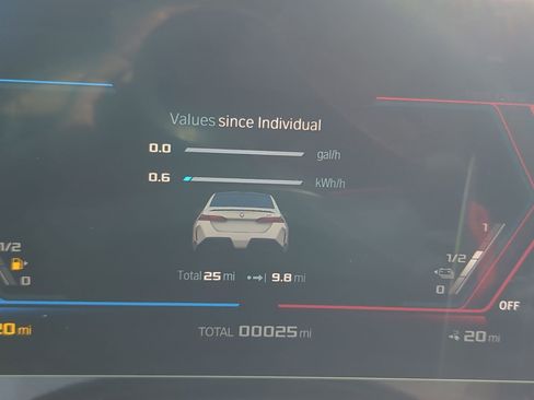 New 2026 BMW M5 w/ Executive Package image 22