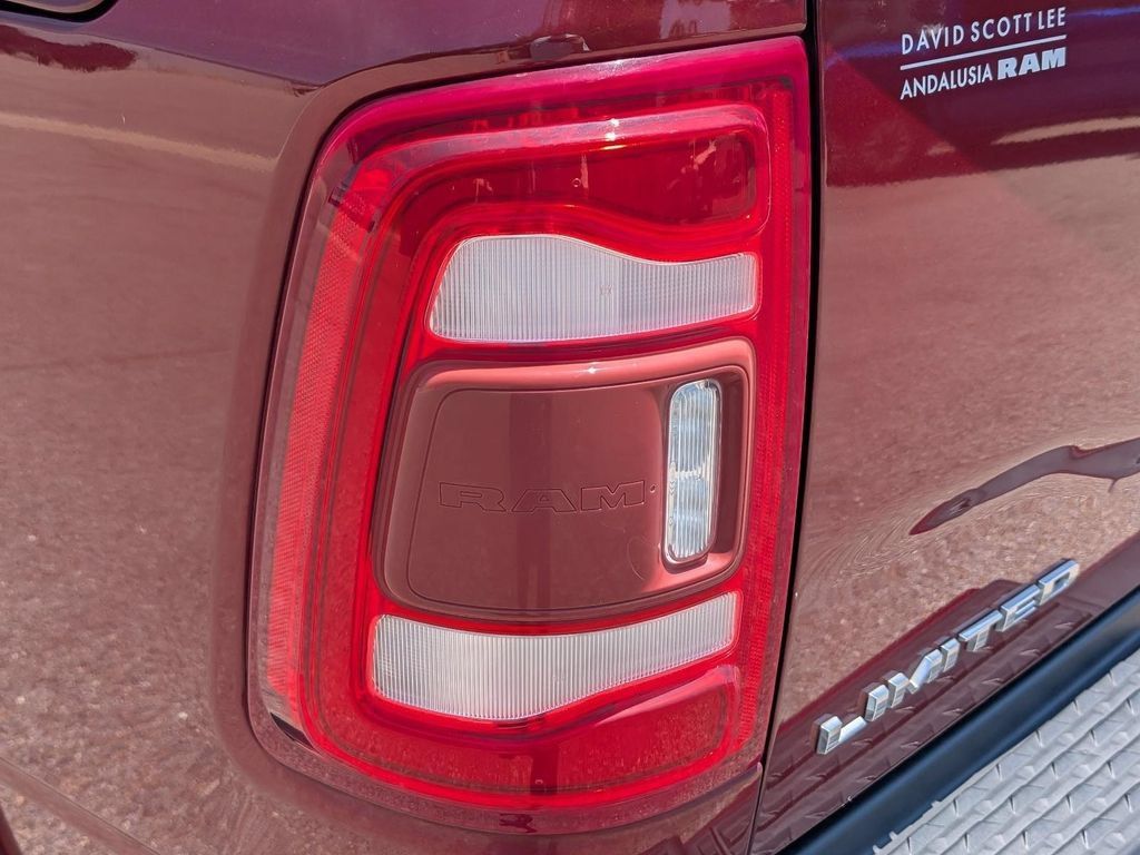 Used 2019 RAM 2500 Limited AWD/4WD image 10