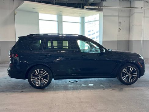 Used 2024 BMW X7 M60i AWD/4WD image 11
