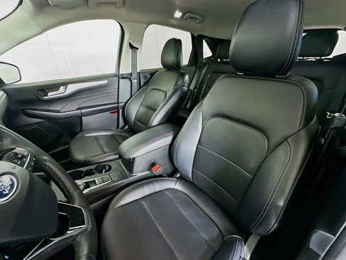 Used 2022 Ford Escape SEL w/ Technology Package image 13