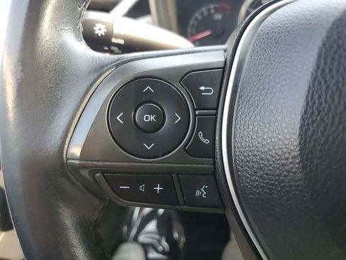 Used 2020 Toyota Corolla SE image 22