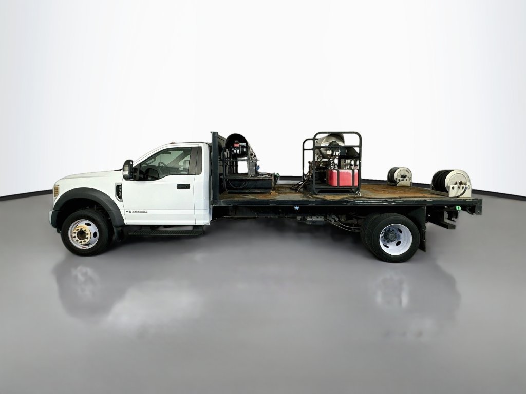 Used 2019 Ford F550 2WD Regular Cab Super Duty image 4