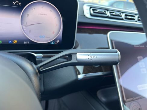 Used 2021 Mercedes-Benz S 580 4MATIC Sedan image 21