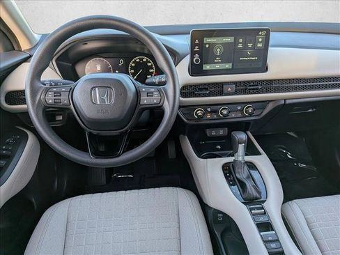 Certified 2026 Honda HR-V LX image 15