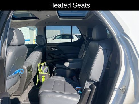 Used 2019 Chevrolet Traverse LT w/ LPO, Blackout Package AWD/4WD image 9