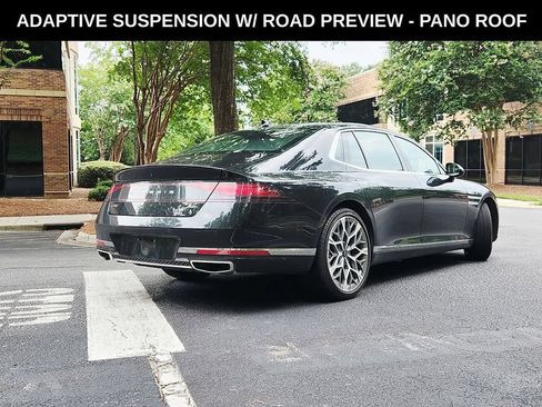 Used 2024 Genesis G90 3.5T AWD/4WD image 2