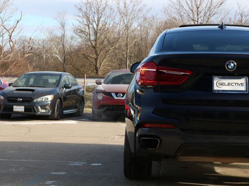 Used 2016 BMW X6 xDrive35i image 12
